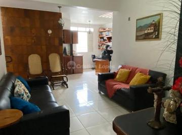 Casa · 294m² · 4 Quartos · 5 Vagas · Casa Em Jóquei, Teresina/pi de 294 m² 4 Quartos À Venda por R$1.430.000