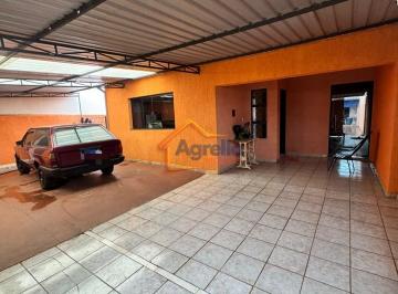 Casa · 120m² · 3 Quartos · 2 Vagas · Quintal Amplo E Churrasqueira Nos Fundos