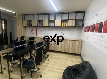 Comercial · 40m² · 1 Vaga · Sala Comercial - Centro - Valinhos/sp.