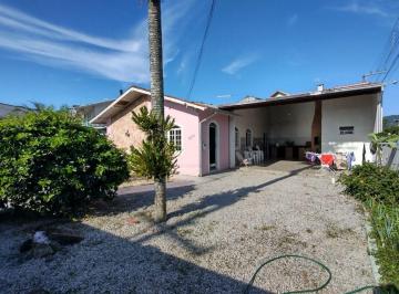 Casa · 120m² · 4 Quartos · 2 Vagas · Casa Em Rio Caveiras, Biguaçu/sc de 120 m² 4 Quartos À Venda por R$850.000