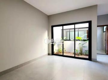 Casa · 100m² · 3 Quartos · 8 Vagas · Casa Com 3 Quartos Sendo 2 Suíte Disponível Para a Venda No Bairro Alto Umuarama Em Uberlândia - Mg