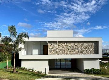 Casa · 339m² · 4 Quartos · 2 Vagas · Imoveis - No Condomínio Fazenda Kurumin