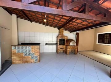 Casa · 146m² · 3 Quartos · 2 Vagas · Casa Ampla Com 3 Quartos a Venda No Luciano Cavalcante