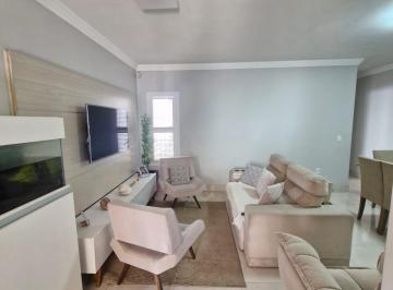 Casa · 102m² · 3 Quartos · 3 Vagas · Casa Plana Com 3 Quartos E 1 Suíte, Porcelanato, Área de 102 m², Terreno de 260 m²