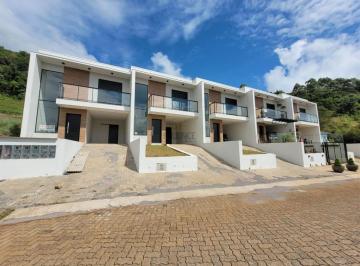 Casa · 97m² · 2 Quartos · 1 Vaga · Casa À Venda - No Centro