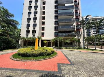 Apartamento · 136m² · 4 Quartos · 2 Vagas · Grande Oportunidade - Santa Mônica Special - Barra Da Tijuca