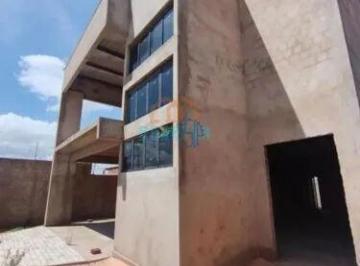Casa · 325m² · 4 Quartos · 2 Vagas · Casa Ampla Na Av Pedro Marques de Oliveira | 325 m² de Terreno