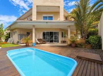 Casa · 469m² · 5 Quartos · 3 Vagas · Casa Residencial de 469 m² Com 5 Suítes, Na Barra Da Lagoa