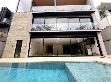 Casa · 630m² · 4 Quartos · 8 Vagas · Três Pavimentos Com Elevador, Cinema E Piscina de Frente Para a Reserva, No Alphaville Nova Esplanad