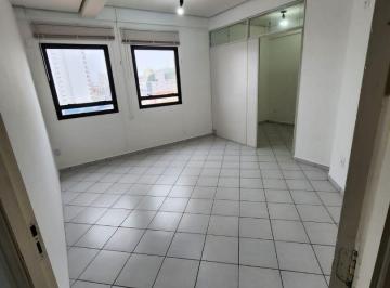 Comercial · 48m² · 2 Vagas · Sala Comercial Para Alugar Em Centro de 48.00 m² Com 2 Garagens