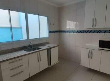 Casa · 140m² · 3 Quartos · 2 Vagas · Casa Para Alugar Em João Xxiii de 140.00 m² Com 3 Quartos, 1 Suite E 2 Garagens