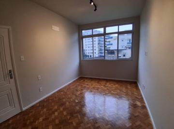 Apartamento de 2 quartos, Rio de Janeiro · Apartamento Reformado Em Laranjeiras — Rua Soares Cabral