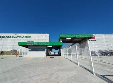 Comercial · 1192m² · Galpão / Depósito / Armazém Para Alugar Em Parque Jaçatuba de 1192.00 m²