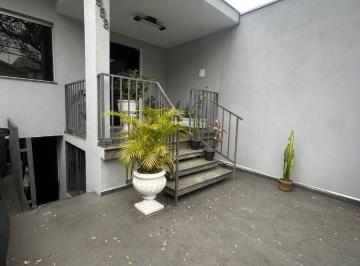 Casa · 284m² · 2 Quartos · 1 Vaga · Casa Para Alugar Em Centro de 284.00 m² Com 2 Quartos E 1 Garagem
