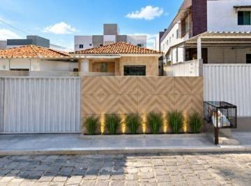Casa · 80m² · 3 Quartos · 2 Vagas · Casa Em José Américo de Almeida, João Pessoa/pb de 80 m² 3 Quartos À Venda por R$450.000
