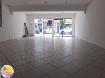 Comercial · 226m² · Loja Para Alugar Em Centro de 226.00 m²