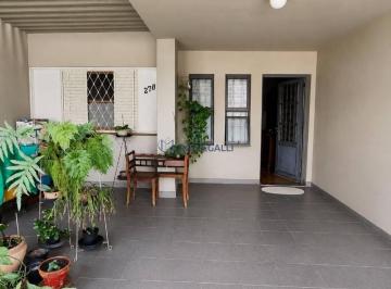 Casa · 110m² · 3 Quartos · 2 Vagas · Casa Para Venda Em Jardim Elite de 110.00 m² Com 3 Quartos, 1 Suite E 2 Garagens
