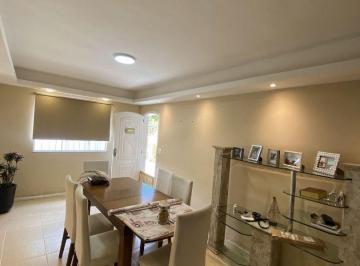 Casa · 201m² · 3 Quartos · 3 Vagas · Casa Em Itaipu, Niterói/rj de 201 m² 3 Quartos Para Locação R$4.500,00/mes