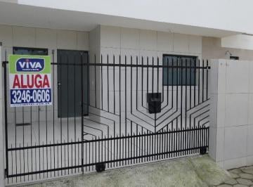 Casa · 2 Quartos · 1 Vaga · Casa Em São João, Itajaí/sc de 0 m² 2 Quartos Para Locação R$2.100,00/mes