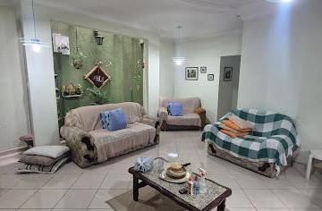 Casa · 210m² · 5 Quartos · 3 Vagas · Casa Em Jardim Das Indústrias, Jacareí/sp de 210 m² 5 Quartos À Venda por R$680.000