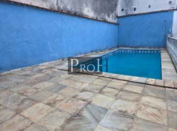 Casa · 240m² · 5 Quartos · 2 Vagas · Sobrado Em Canhema, Diadema/sp de 240 m² 5 Quartos À Venda por R$766.000
