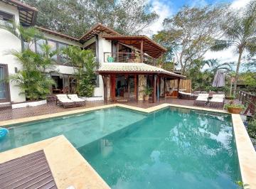 Casa · 300m² · 4 Quartos · 2 Vagas · Casa Em João Fernandes, Armação Dos Búzios/rj de 300 m² 4 Quartos À Venda por R$4.400.000