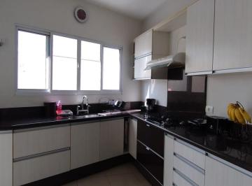 Casa · 283m² · 3 Quartos · 4 Vagas · Casa Em Parque Califórnia, Jacareí/sp de 0 m² 3 Quartos À Venda por R$1.480.000