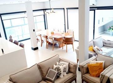 Casa · 159m² · 3 Quartos · 3 Vagas · Sobrado Em Vila Nova Socorro, Mogi Das Cruzes/sp de 159 m² 3 Quartos À Venda por R$1.480.000