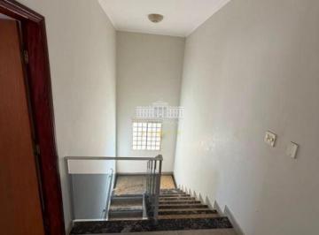 Casa · 143m² · 2 Quartos · 2 Vagas · Casa Em Vila Industrial, Araçatuba/sp de 143 m² 2 Quartos À Venda por R$330.000