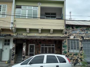 Casa · 90m² · 3 Quartos · Casa Em Neves, São Gonçalo/rj de 90 m² 3 Quartos À Venda por R$380.000