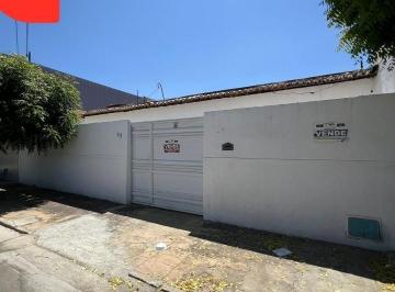 Casa · 168m² · 4 Quartos · 1 Vaga · Casa Em Salgadinho, Patos/pb de 168 m² 4 Quartos À Venda por R$200.000