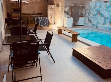 Casa · 240m² · 3 Quartos · 2 Vagas · Imoveis - Em Novo México