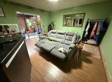 Casa · 447m² · 8 Quartos · 2 Vagas · Casa Com Kitnets Integradas Com 447 m²