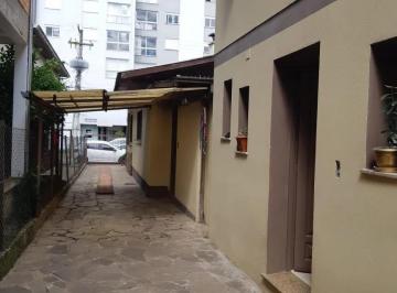 Casa · 200m² · 5 Quartos · Casa Semimobiliada Com 200 m² E Com 5 Dormitórios No Bairro Panazzolo Em Caxias Do Sul.