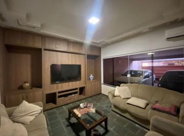 Casa · 270m² · 5 Quartos · 2 Vagas · Sobrado Em Ipanema, Araçatuba/sp de 270 m² 5 Quartos À Venda por R$550.000