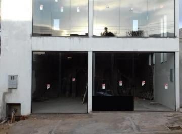 Comercial · 42m² · Loja Em Jardim Nova Yorque, Araçatuba/sp de 42 m² Para Locação R$2.000,00/mes