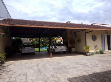 Casa · 141m² · 3 Quartos · 4 Vagas · Casa Em Várzea, Teresópolis/rj de 141 m² 3 Quartos À Venda por R$2.550.000