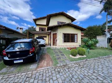 Casa · 171m² · 4 Quartos · 2 Vagas · Casa Em Posse, Teresópolis/rj de 171 m² 4 Quartos À Venda por R$990.000
