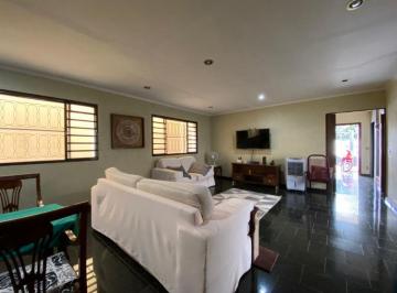 Casa · 300m² · 4 Quartos · 4 Vagas · Sobrado Em Icaray, Araçatuba/sp de 300 m² 4 Quartos À Venda por R$900.000