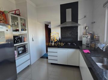 Apartamento · 130m² · 3 Quartos · 2 Vagas · Apartamento Com Planejados