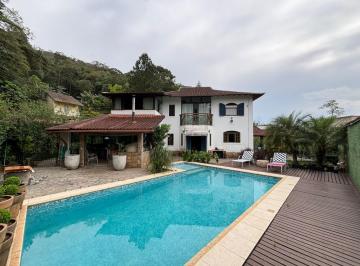 Casa · 327m² · 5 Quartos · 4 Vagas · Casa À Venda - Em Quitandinha