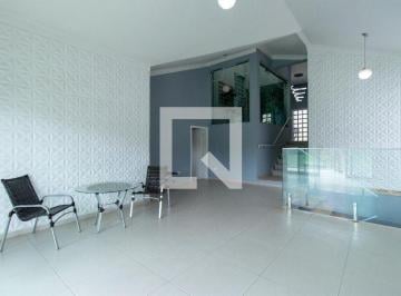 Casa · 230m² · 3 Quartos · 6 Vagas · Imoveis - Em Gramado
