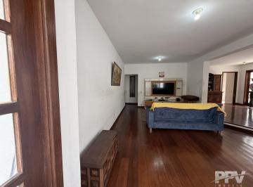 Casa · 296m² · 5 Quartos · 4 Vagas · Casa Em Várzea, Teresópolis/rj de 296 m² 5 Quartos Para Locação R$12.000,00/mes