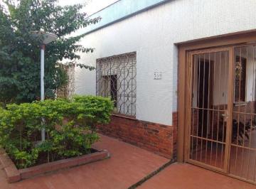 Casa · 200m² · 3 Quartos · Casa Em Passo Da Areia, Porto Alegre/rs de 200 m² 3 Quartos À Venda por R$590.000