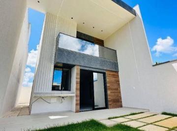 Casa · 118m² · 3 Quartos · 2 Vagas · Casa Em Timbu, Eusébio/ce de 118 m² 3 Quartos À Venda por R$591.900