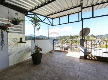 Casa · 59m² · 2 Quartos · Casa Em São Pedro, Teresópolis/rj de 59 m² 2 Quartos À Venda por R$240.000