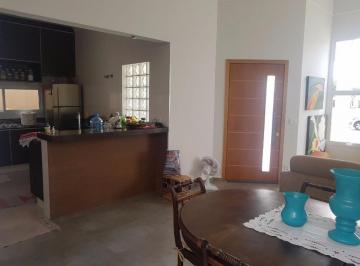 Casa · 145m² · 3 Quartos · 2 Vagas · Casa Em São José, Paulínia/sp de 145 m² 3 Quartos À Venda por R$950.000