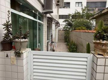 Apartamento · 80m² · 2 Quartos · Térreo Com 2 Dormitórios, Sala Com Varanda. Sem Condomínio.