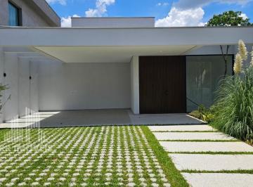 Casa · 300m² · 5 Quartos · 4 Vagas · Casa Para Venda Em Colinas de Parnaíba I de 300.00 m² Com 5 Quartos, 2 Suites E 4 Garagens