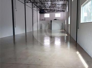 Comercial · 280m² · 5 Vagas · Galpão / Depósito / Armazém Para Alugar Em Medeiros de 280.00 m² Com 5 Garagens